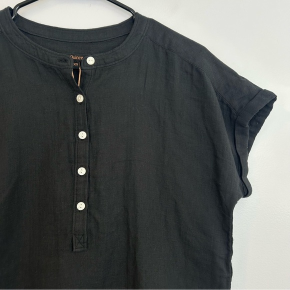 NWT Quince Gauze Short Roll Sleeve Button Front Black Top Size XS - Picture 5 of 10